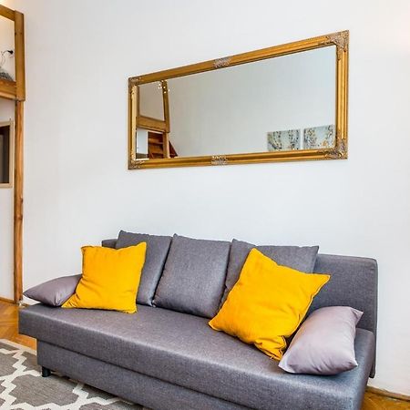Miodowa Apartment Krakow Luaran gambar